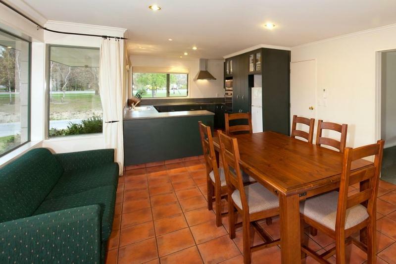 Hedditch Hideaway Wanaka Eksteriør bilde